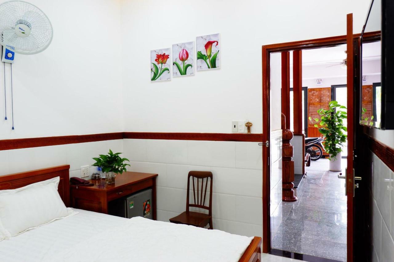 Thy Hung Legacy Hotel 투이호아 외부 사진