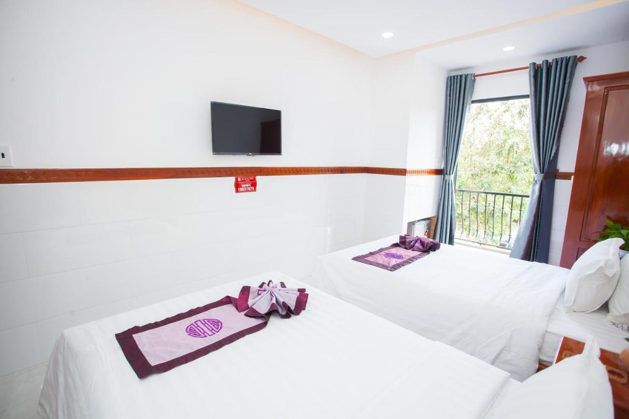 Thy Hung Legacy Hotel 투이호아 외부 사진