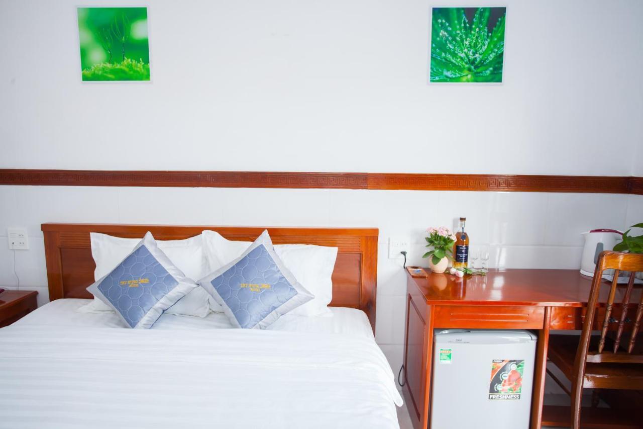 Thy Hung Legacy Hotel 투이호아 외부 사진
